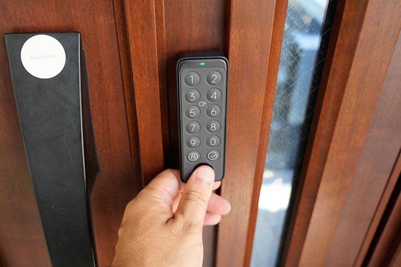 【新品未使用】指紋認証型　スマートフロントドアロック Amazon | DeeRace 電子錠 スマートドアロック スマート指紋ドアロック