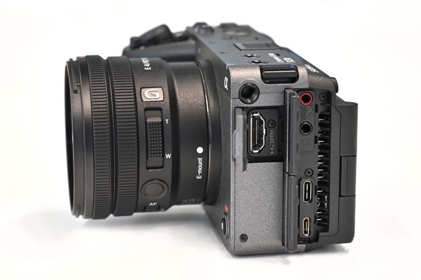 軽量コンパクトで必要十分な機能、ソニー「FX30」は「シネマ