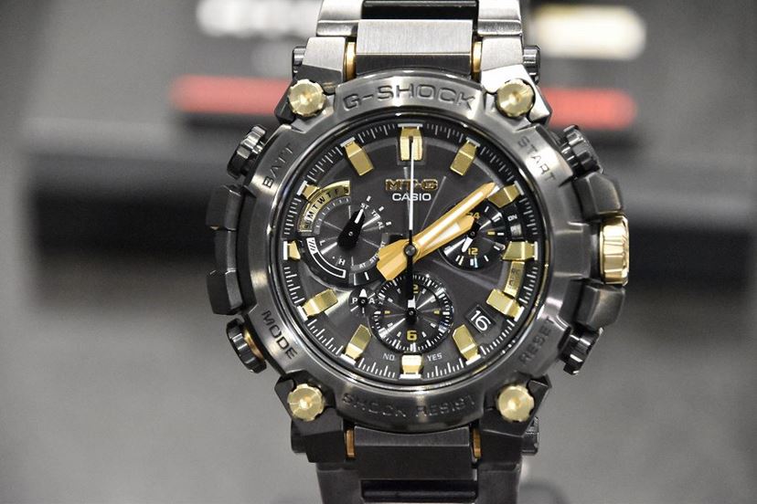 【新品】ジーフォア 27.5 G/FORE MG 人気【週末限定】 G-SHOCK」2022年11月発売17本！ 注目は「太陽フレア」を表現した