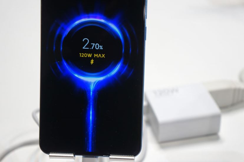 2億画素カメラ搭載のハイエンドスマホ「Xiaomi 12T Pro」が12月16日