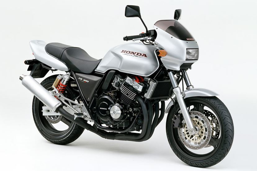 名車の仲間入り間違いなし！ 30年の歴史に幕を降ろしたホンダ「CB400 SUPER FOUR」を惜しむ - 価格.comマガジン