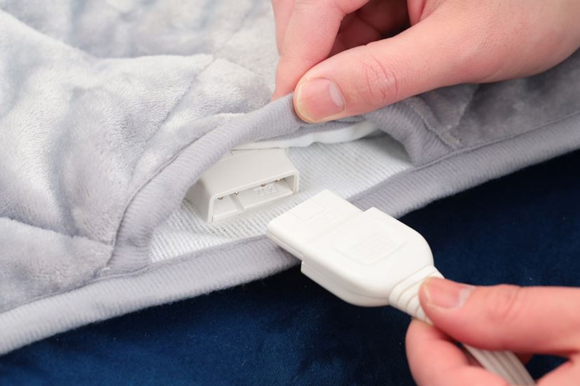 温度調節してくれる電気毛布で朝までぐっすり。パナソニック 温度調節してくれる電気毛布で朝までぐっすり。パナソニック