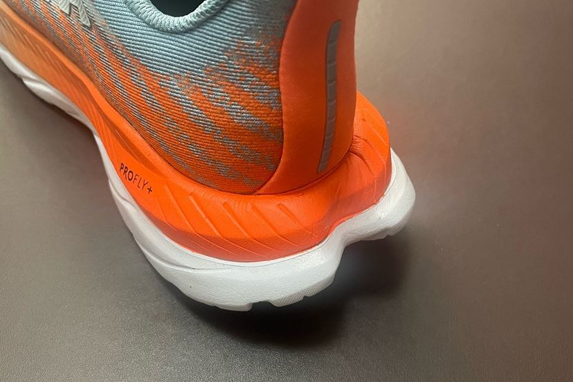 HOKAのスピードモデル「マッハ 5」を試走レビュー！ より速く