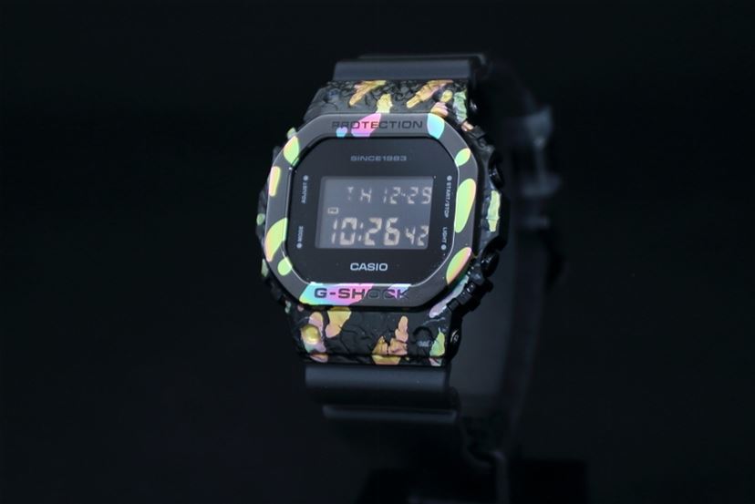 G-SHOCKの華飾表現がハンパない！ 鉱物ライクなメタルカバード6モデル - 価格.comマガジン