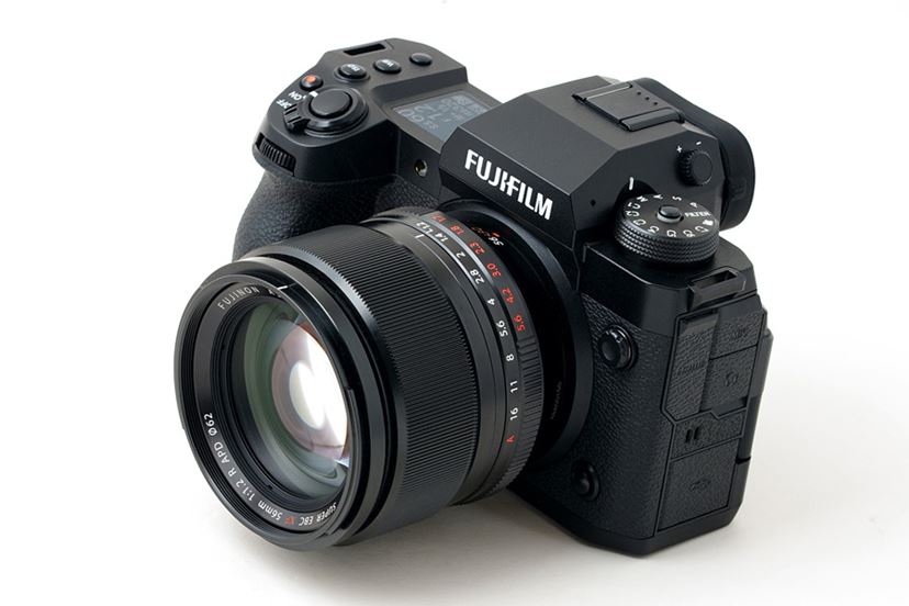 良い感じのボケ味！初心者脱却！初めての単焦点レンズに！夜にも強い！高画質　美品！ 良い感じのボケ味！初心者脱却！初めての単焦点レンズに！夜にも