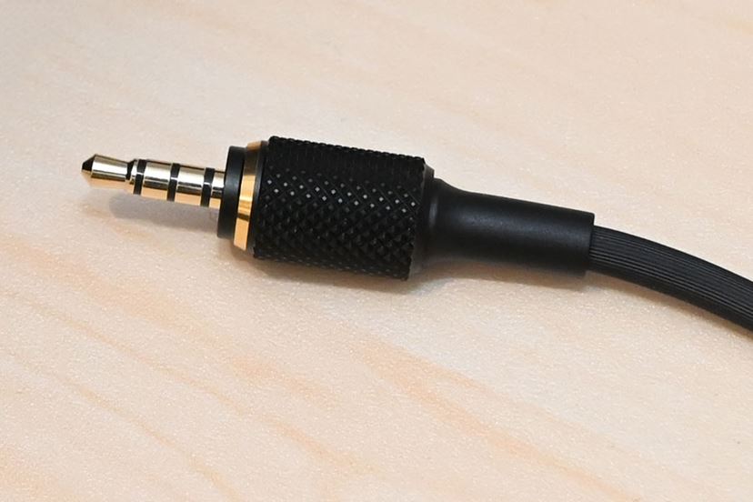 立体音響制作にも使えるソニーの開放型モニターヘッドホン「MDR