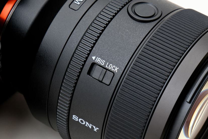 最新型「FE 50mm F1.4 GM」を含む、ソニーの大口径・標準レンズ3本撮り