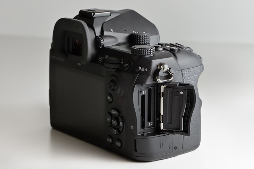 モノクロ専用「PENTAX K-3 Mark III Monochrome」の実力は モノクロ専用「PENTAX K-3 Mark III Monochrome」の実力は