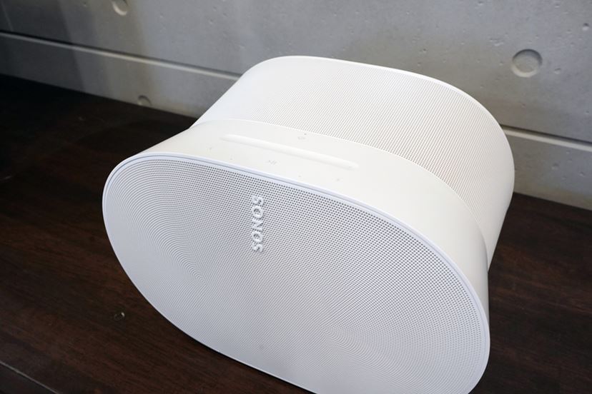 空間オーディオがすごい「Sonos Era 300」。Sonos製品でシアター化にも挑戦！ - 価格.comマガジン