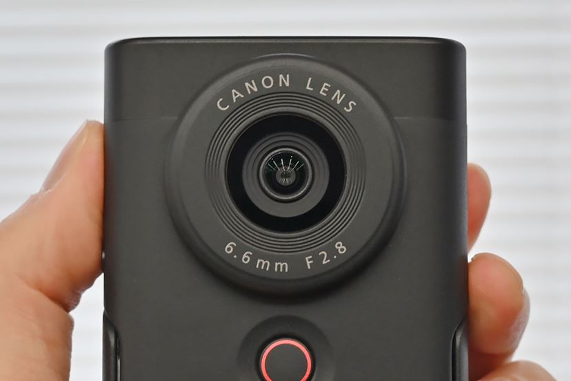 キヤノン「PowerShot V10」詳細レポート！ 縦型スタイルの斬新なVlog