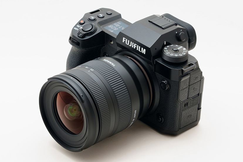 タムロン「11-20mm F/2.8 Di III-A RXD」のXマウント用を タムロン「11-20mm F/2.8 Di III-A RXD」のXマウント用を
