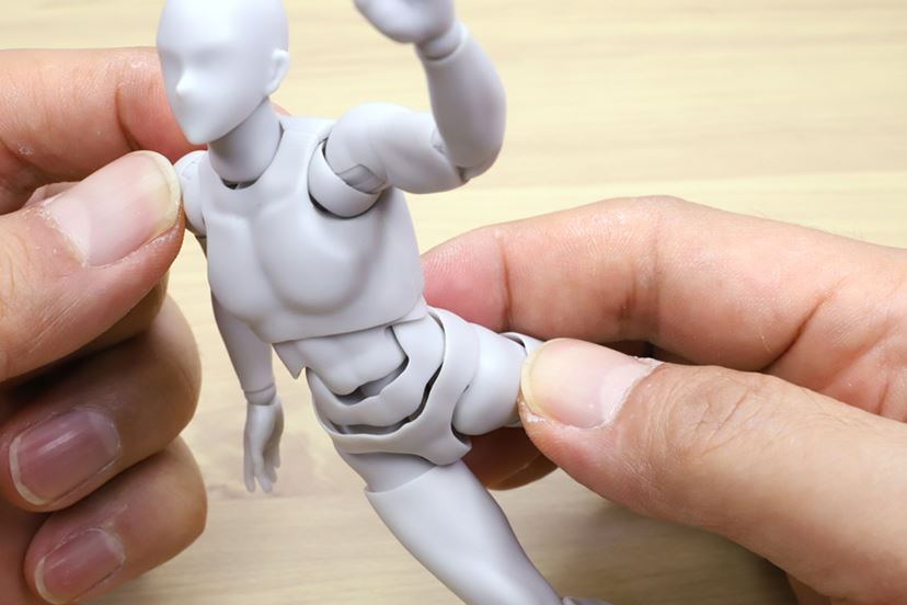 プロ漫画家の感想は？ デッサン用フィギュア「ボディくん/ボディちゃん