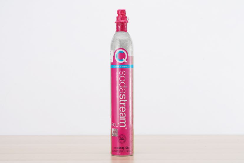 強炭酸もワンタッチ！ より簡単に生炭酸が作れる電動の新ソーダ