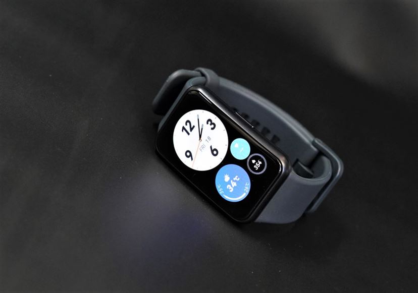 1.5万円切りでライトに使える「HUAWEI WATCH FIT Special