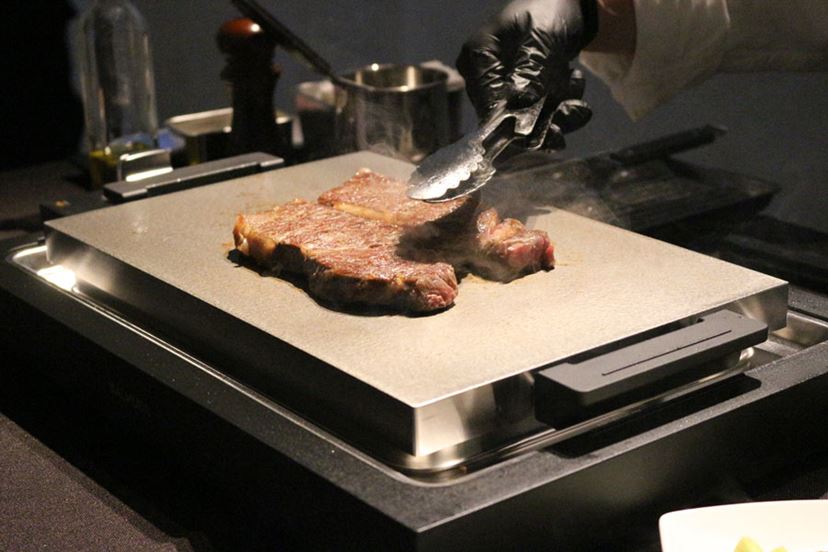 バルミューダ ホットプレート ステーキ 生配信】バルミューダのホットプレートでステーキ焼いて喰らう