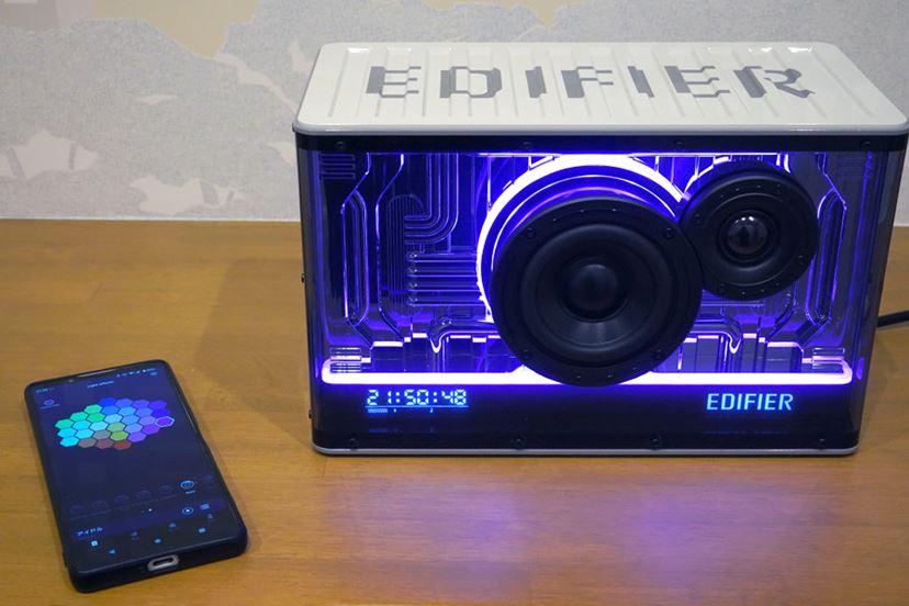 光るだけじゃない!? Edifier「QD35」はLDAC対応で高音質、充電器にも