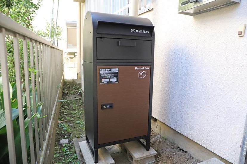 ダイヤルを自動リセット！ ズボラ人間の「宅配ボックス」は「ルグラン