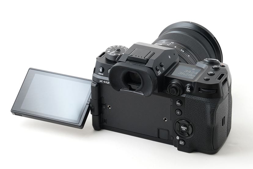 ☆自撮りも可能なバリアングル液晶！Wi-Fi機能搭載！☆ニコン D5300  