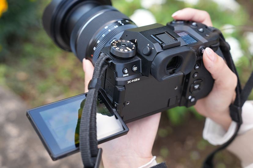 デジタル一眼レフカメラ 可動式液晶 可動式モニター徹底解説！ 各方式のメリットとデメリットを知