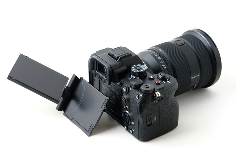デジタル一眼レフカメラ 可動式液晶 可動式モニター徹底解説！ 各方式のメリットとデメリットを知