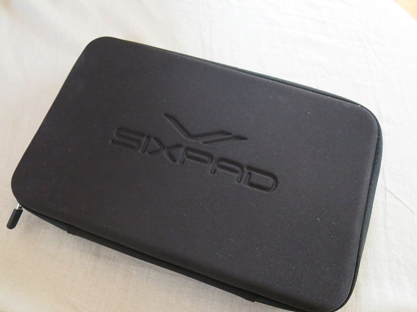 ながらトレ”にはこれ! 使いやすくなった「SIXPAD パワースーツ ながらトレ”にはこれ! 使いやすくなった「SIXPAD パワースーツ