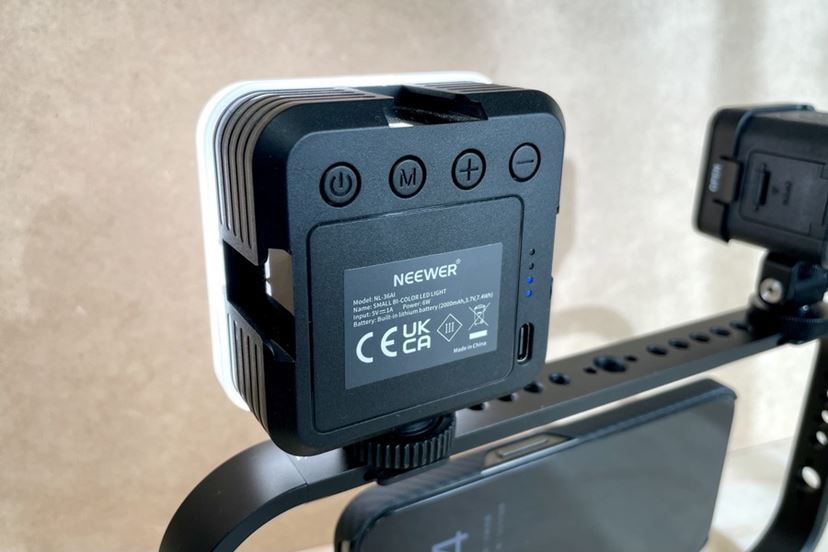 増設はロマン! スマホケージで撮影特化型フルアーマースマホを 増設はロマン! スマホケージで撮影特化型フルアーマースマホを