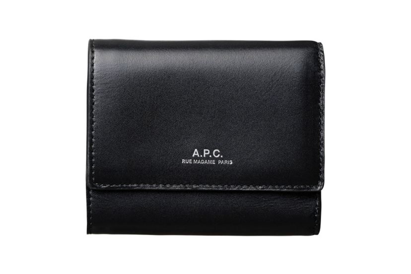 A.P.C - 定価4.9万 A.P.C. レザー ipad ケース 牛革 スペイン製 APC 定価4.9万 A.P.C. レザー ipad ケース 牛革 スペイン製 APC