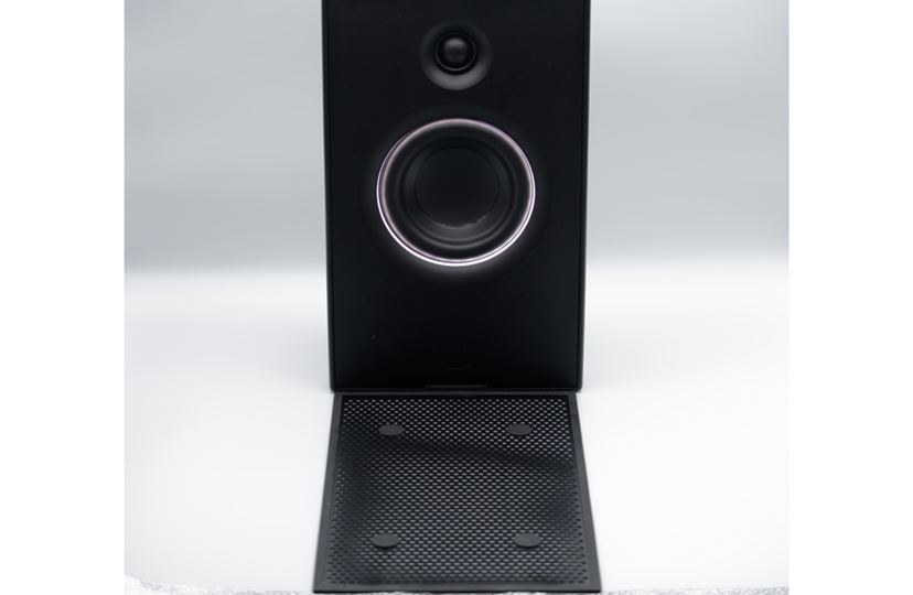 完全ワイヤレス”で低遅延のアクティブスピーカー「UNIT-4」は