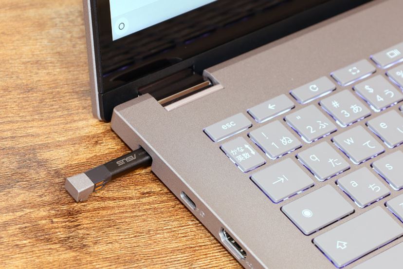 さらにサクサク!? ASUSの最新Chromebook Plusを試す - 価格.com さらにサクサク!? ASUSの最新Chromebook Plusを試す - 価格.com