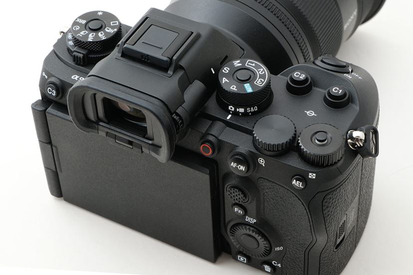 ソニー「α9 III」の“凄さ”に迫る！ グローバルシャッター採用で撮れない瞬間はない!? - 価格.comマガジン