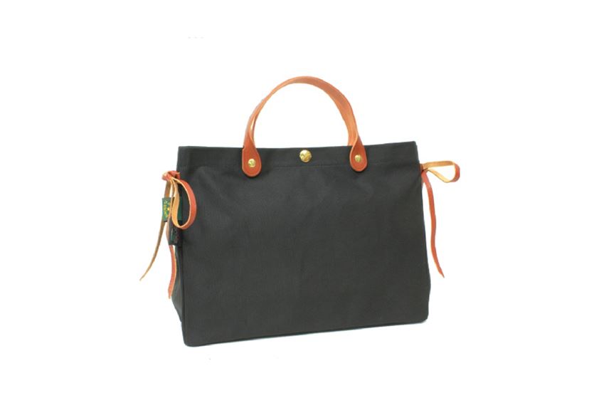 A4サイズ ファッション IL BISONTE イルビゾンテ トートバッグ 黒