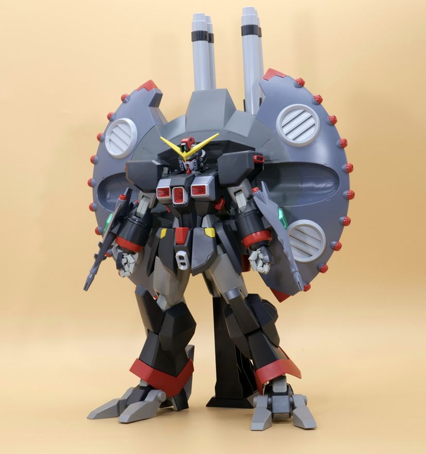 全高約39cm! MAにも変形可能な超巨大ガンプラ「HG デストロイ 全高約39cm! MAにも変形可能な超巨大ガンプラ「HG デストロイ