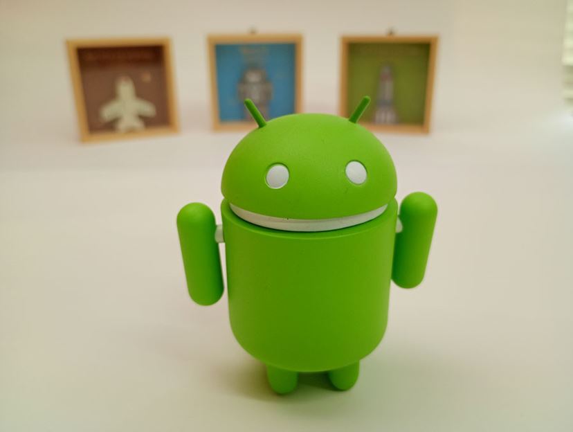 moto g24 機種特有ループ不具合 手になじむ上質なデザインにパワフルな