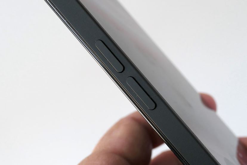 透明スマホ「Nothing Phone(2a)」レビュー! FeliCa搭載高 透明スマホ「Nothing Phone(2a)」レビュー! FeliCa搭載高