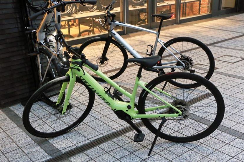 エントリーモデルでもわかる！ 自転車乗りに支持されるスペシャライズドのe-Bikeの魅力 - 価格.comマガジン