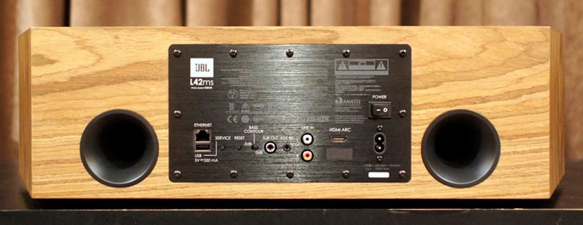 おしゃれサウンドバー的に使える!? JBLの全部入りスピーカー おしゃれサウンドバー的に使える!? JBLの全部入りスピーカー