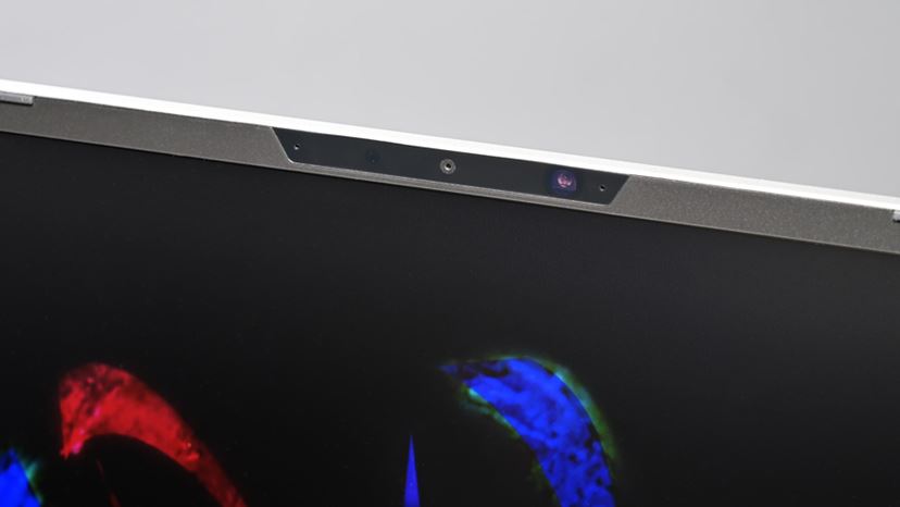 クリエイター向け軽量ノート「DAIV Z4」の価格.com限定モデルは