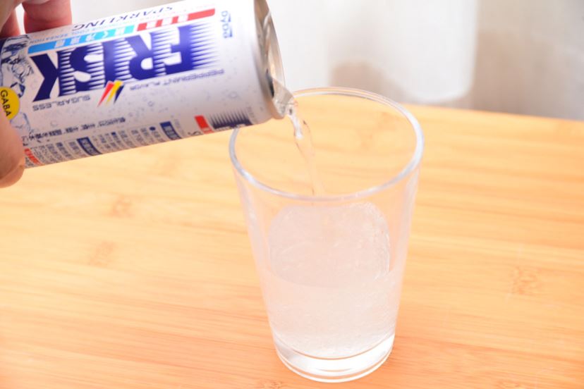 あの「フリスク」が炭酸飲料になって登場! “まずい”の噂は本当 あの「フリスク」が炭酸飲料になって登場! “まずい”の噂は本当