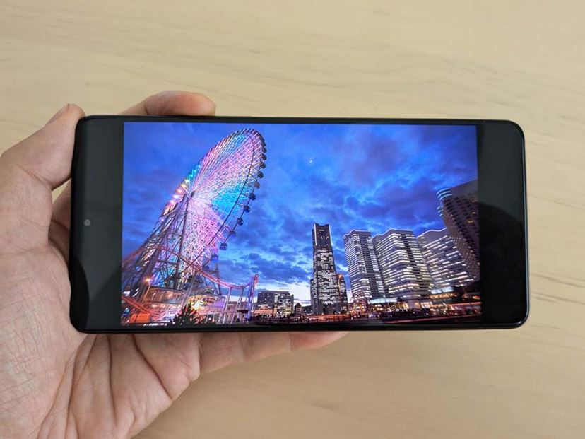 私大きくなりました！ 「Zenfone 11 Ultra」は万人受けする万能スマホ