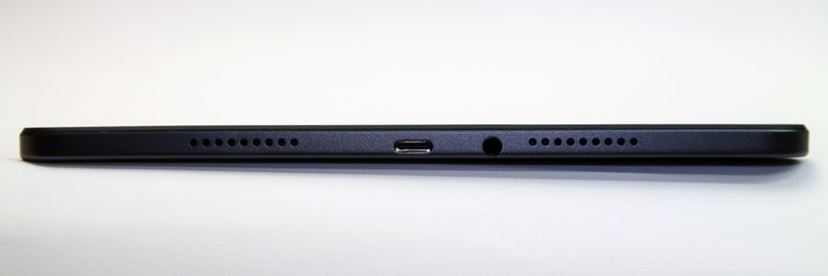 充実のアクセサリーでビジネスにも使えるオールマイティな 充実のアクセサリーでビジネスにも使えるオールマイティな