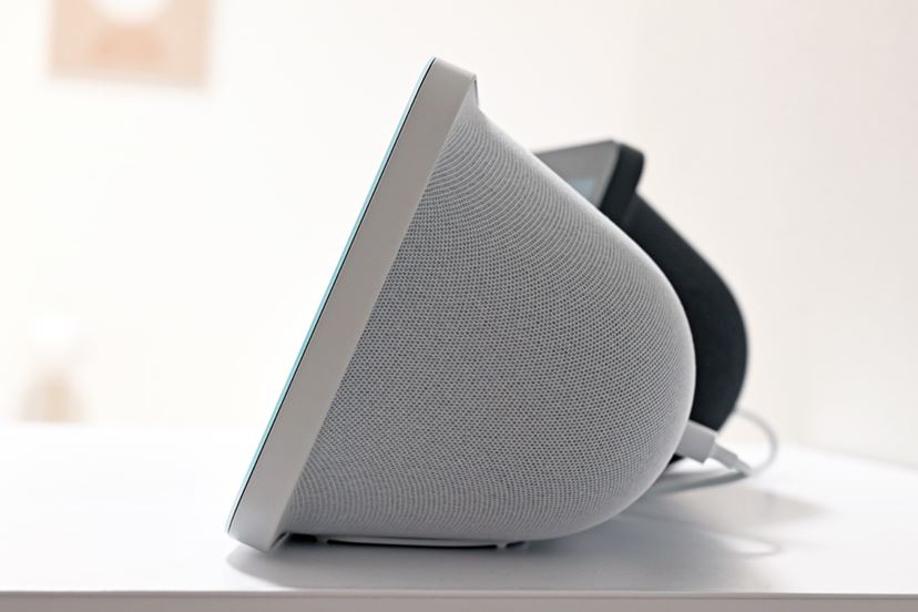 Amazon「Echo Show 8(第3世代)」登場! 「Echo Studio」譲りの Amazon「Echo Show 8(第3世代)」登場! 「Echo Studio」譲りの