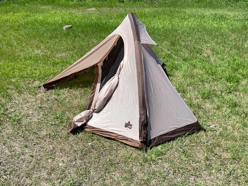 まるでDBのカプセルハウス!? ボタンを押すだけで設営できる「近未来的