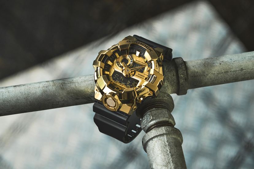 黒金G-SHOCK”見参！ 「金色の腕時計はちょっと……」という人も欲しくなるワケ - 価格.comマガジン