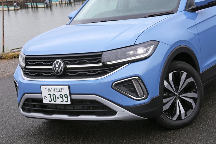 VW 新型「T-Cross」マイチェン後の進化を試乗チェック！ - 価格.comマガジン