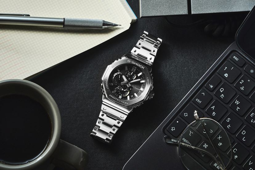 ビジネスにいちばんキマるG-SHOCKが誕生!? “フルメタル×クロノ