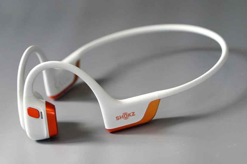 【新品同様】SHOKZ OPENRUN PRO 骨伝導イヤホン Amazon.co.jp: Shokz (ショックス) OpenRun Pro 骨伝導イヤホン