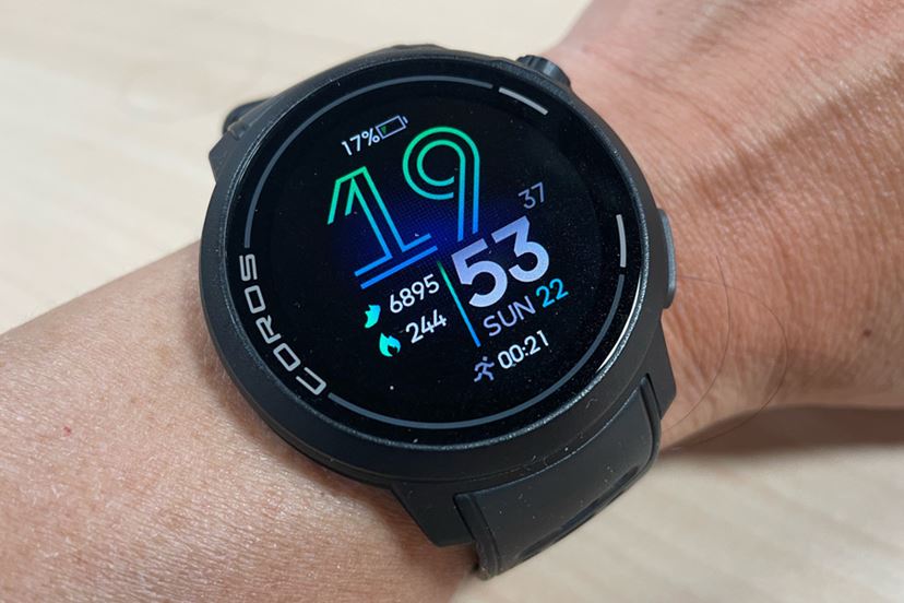 金メダルランナーも愛用するGPS時計の最新作！ カロス「ペース プロ