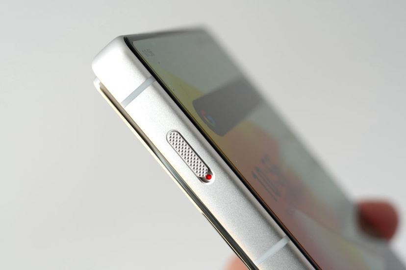 ZTEの旗艦スマホ「nubia Z70 Ultra」パワーとカメラは想像以上