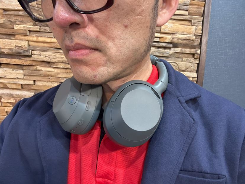 ソニー「WH-1000XM5」 vs. 「ULT WEAR」 大人気ワイヤレス ソニー「WH-1000XM5」 vs. 「ULT WEAR」 大人気ワイヤレス