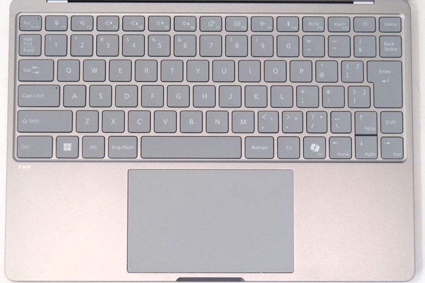 FMV Note C グレー ノートPC Office搭載モデル 富士通、ブランドリニューアルで誕生した13.3型ノートPC「FMV Note C